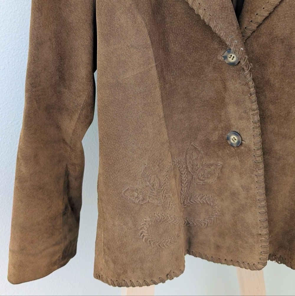Vintage Wilson's Leather Suede Embroidered Floral Jacket In Camel Tan - Picture 6 of 11